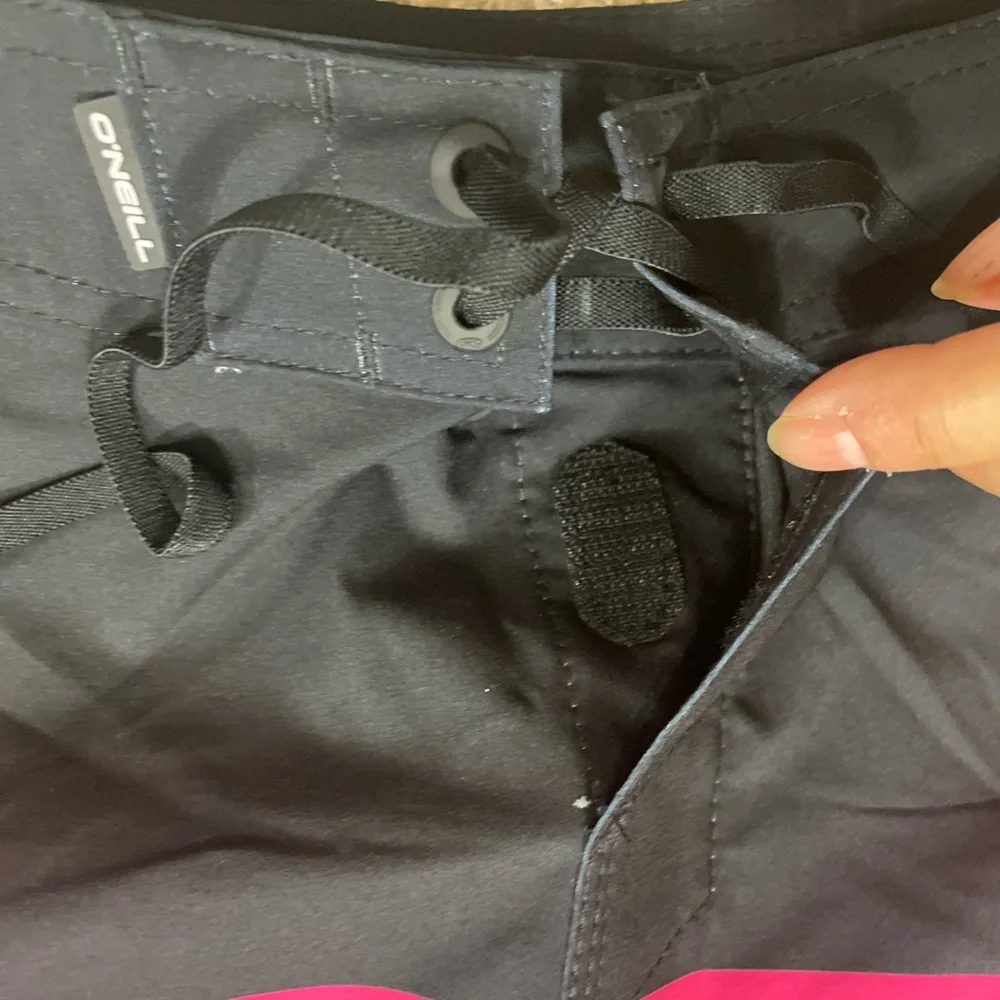 O'Neill Men’s Hyperfreak Board Shorts in Sorbet NWT